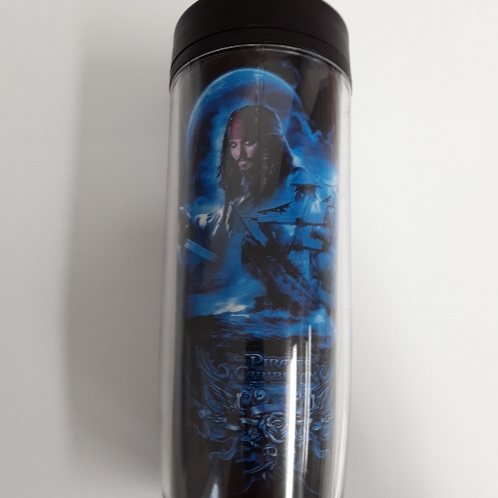 ☠ PIRATES OF THE CARIBBEAN☠ TUMBLER ☠NWOT☠